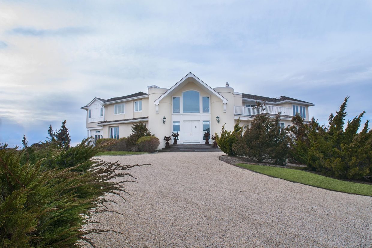 Waterfront Bridgehampton Rental - Hamptons Real Estate