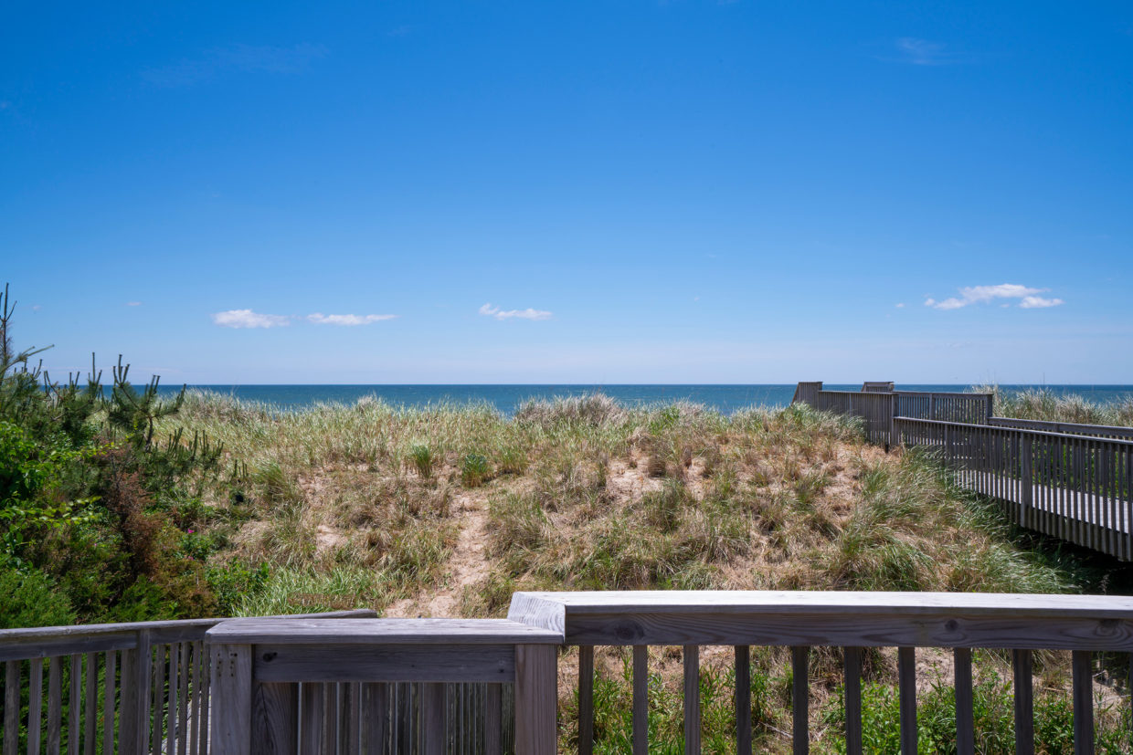 142 Sandune Court, Sagaponack, NY - Hamptons Real Estate