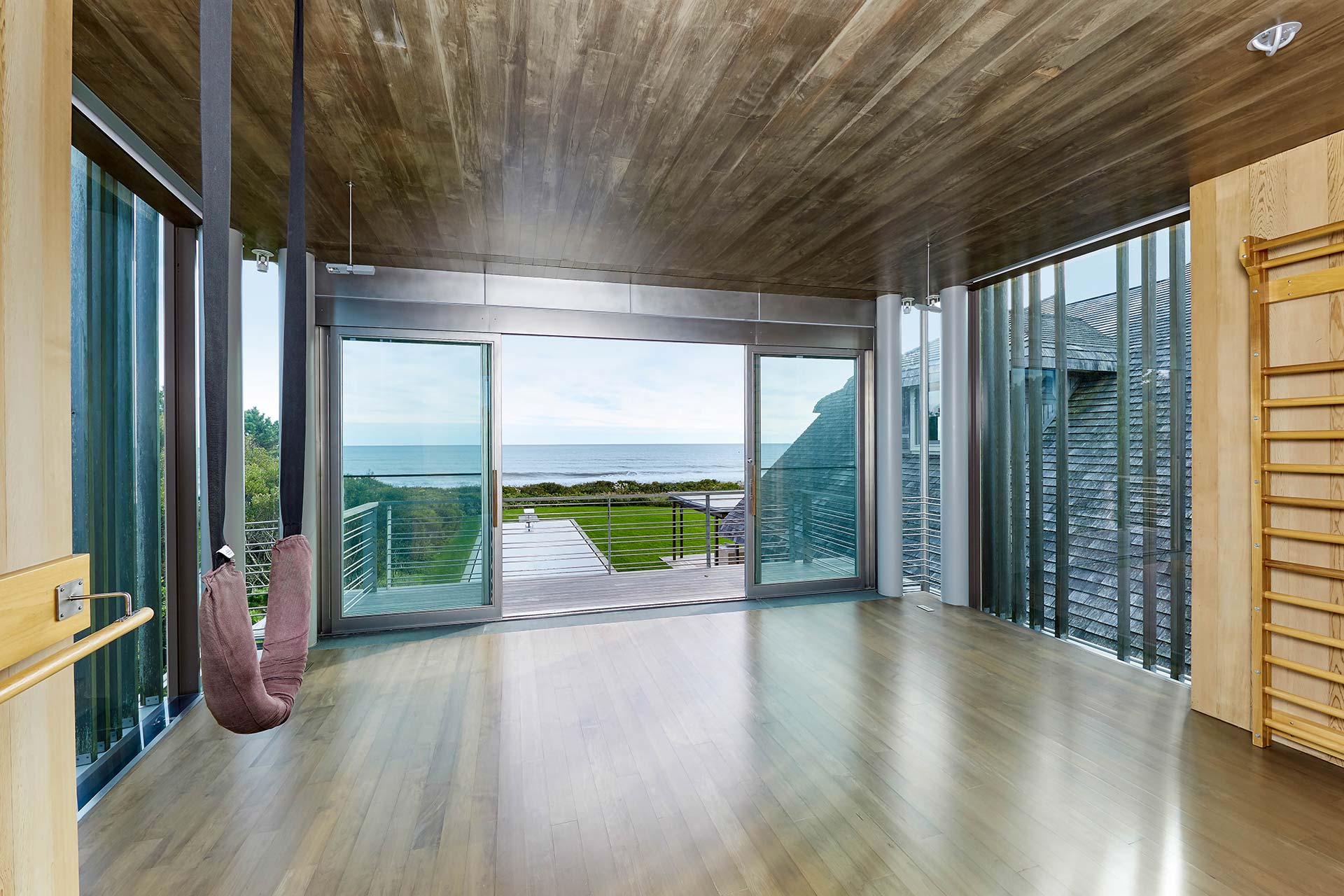 Lily Pond Lane Oceanfront, East Hampton, NY Hamptons Real Estate