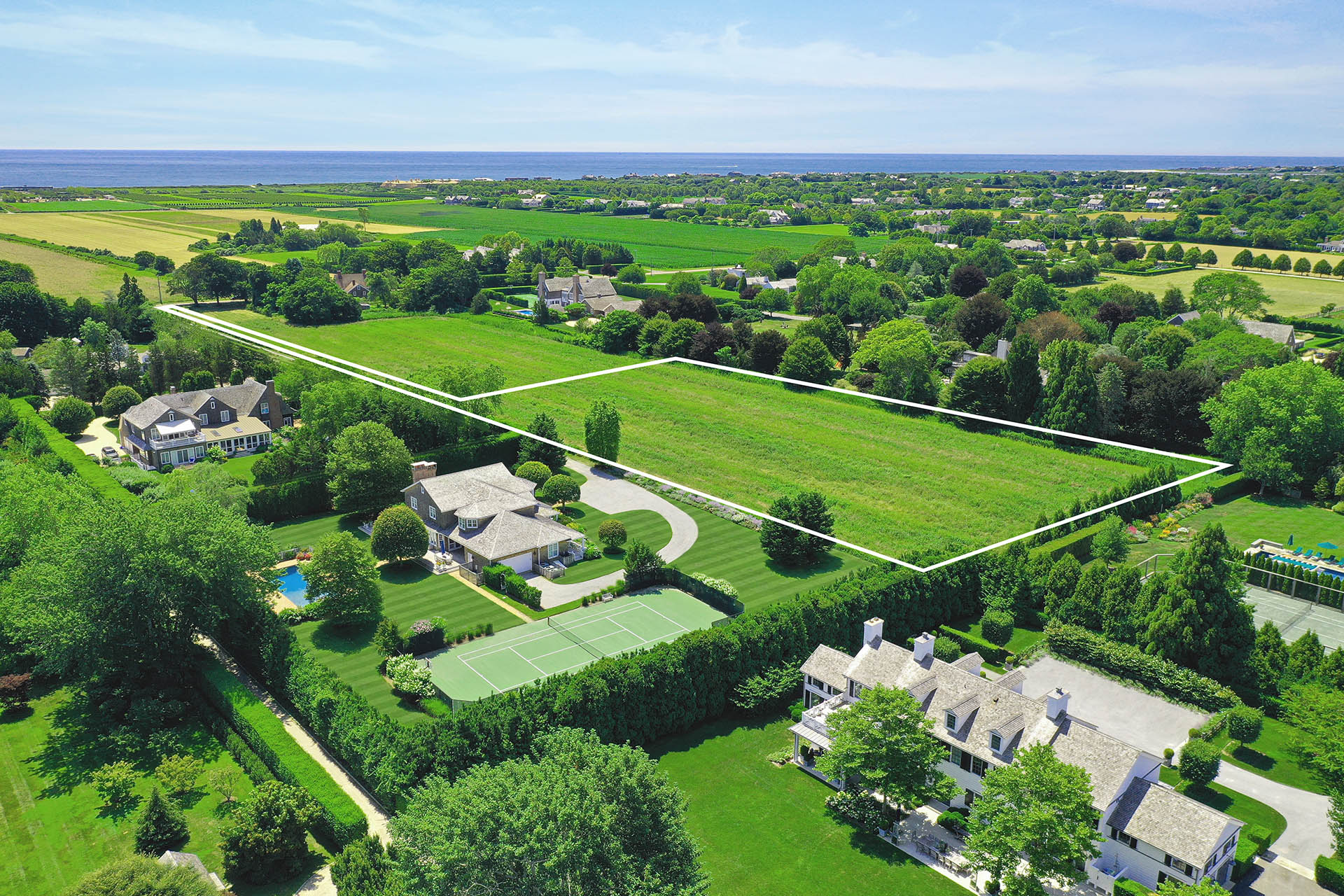 416 Hedges Lane, Sagaponack