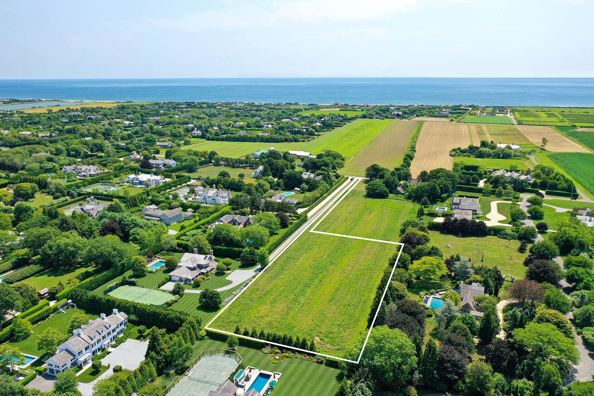 416 Hedges Lane, Sagaponack