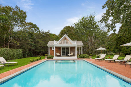 49 Quaquanantuck Lane, Quogue, NY