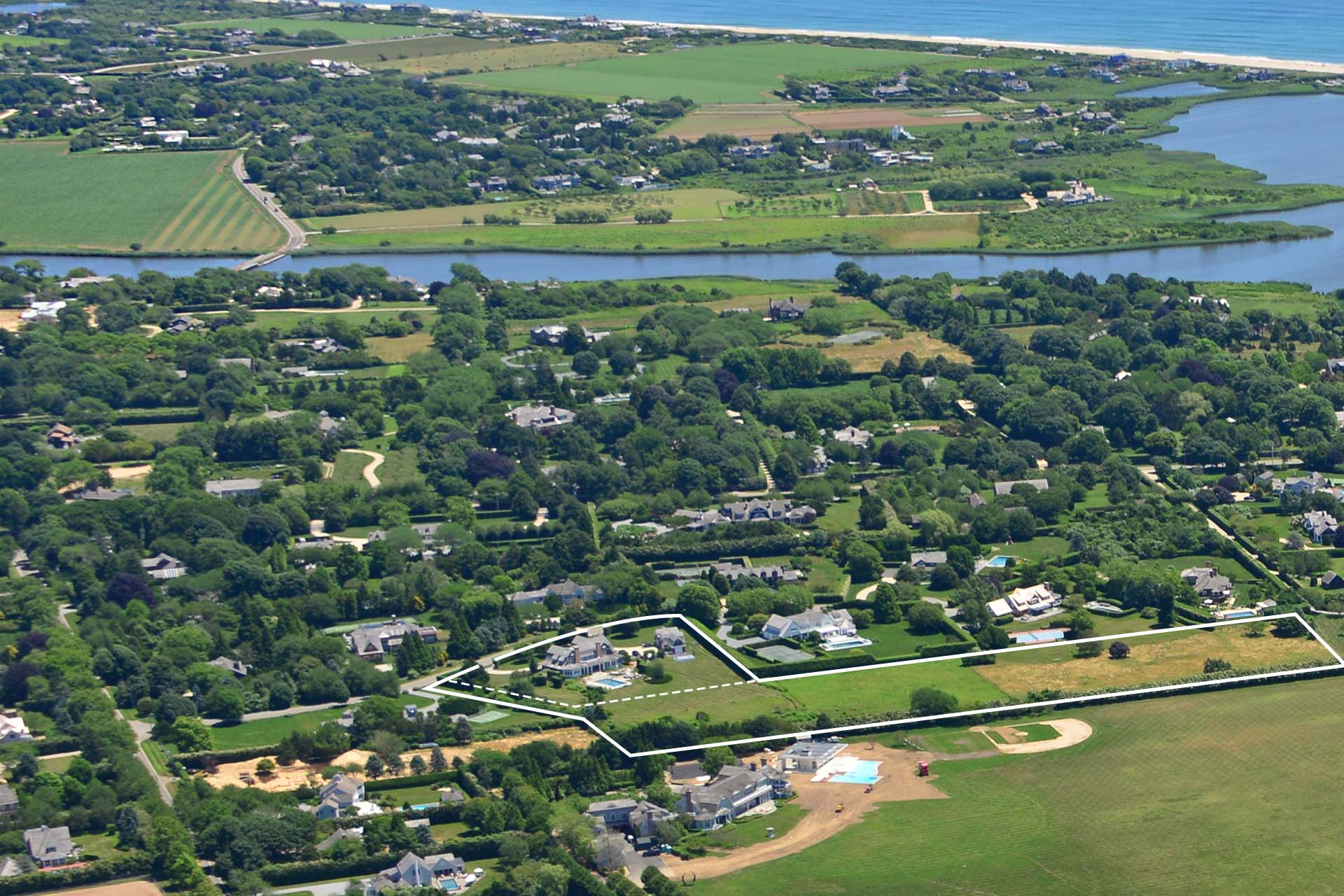 52 Harvest Lane, Bridgehampton