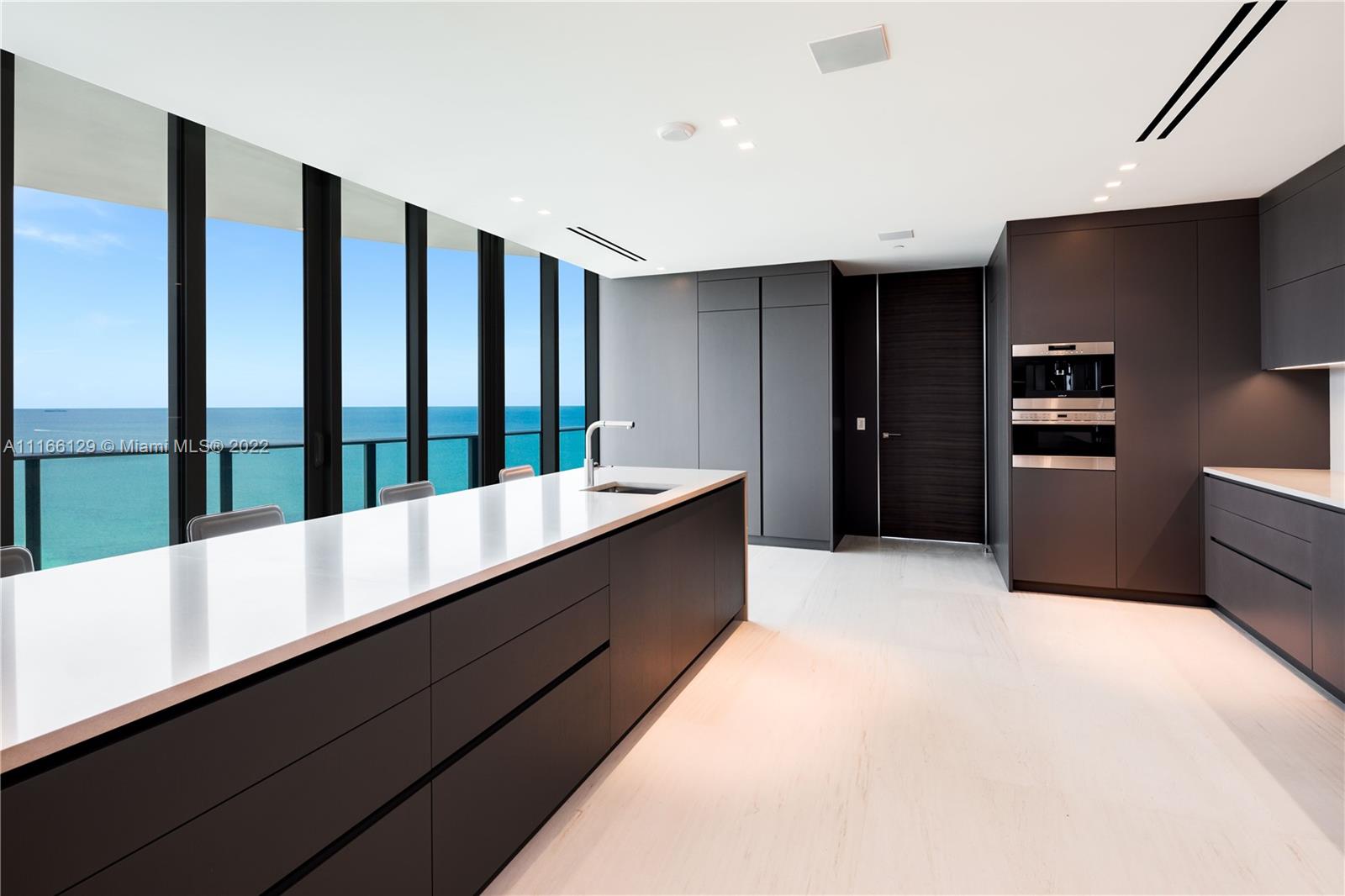 19575 Collins Avenue, #43, Sunny Isles Beach, FL