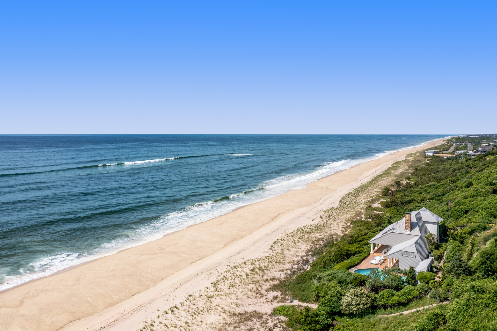 Bespoke Real Estate 216 Old Montauk Highway, Montauk, NY
