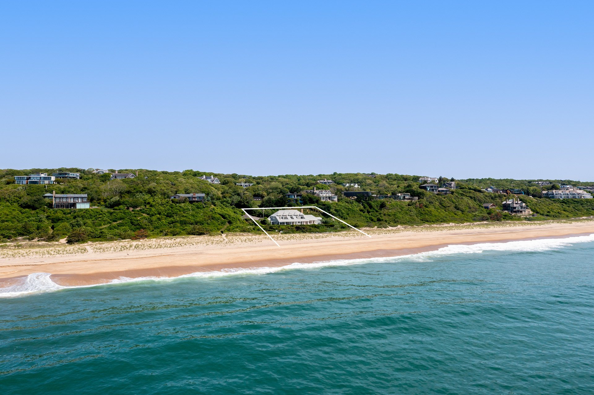 Bespoke Real Estate 216 Old Montauk Highway, Montauk, NY