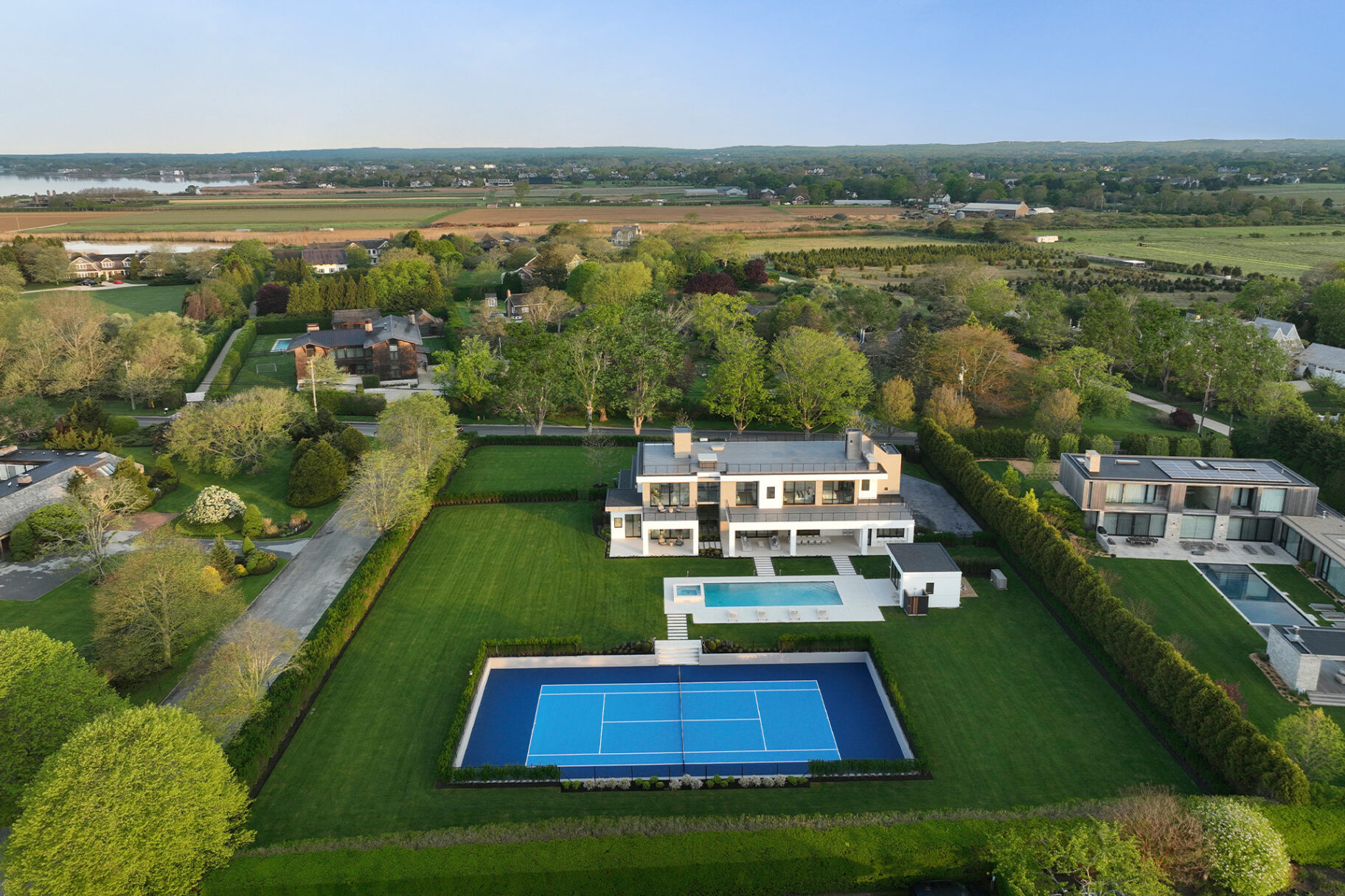 Bespoke Real Estate - 201 Jobs Lane, Bridgehampton, NY