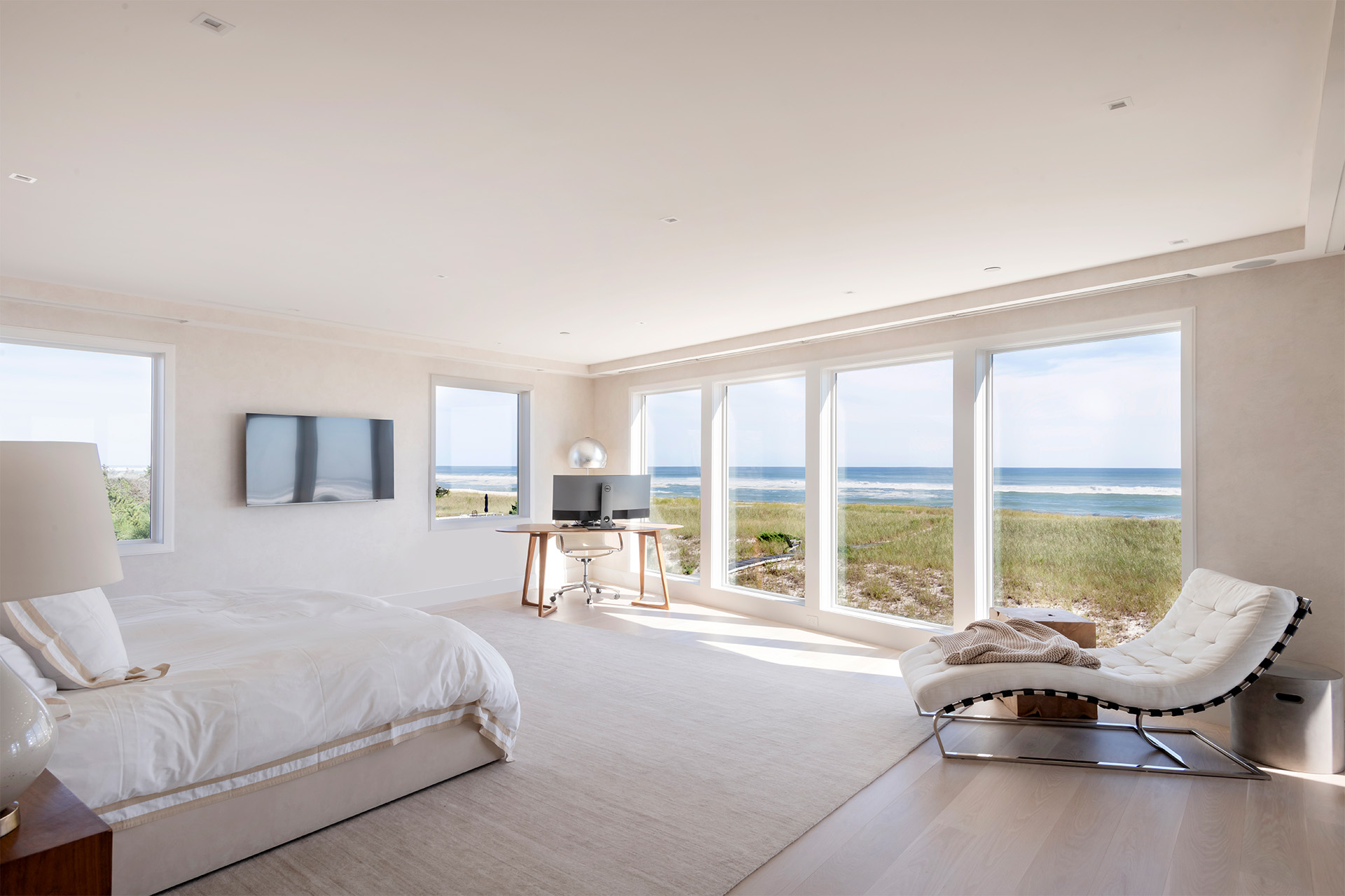 Bespoke Real Estate 491 Dune Road, Westhampton Beach, NY