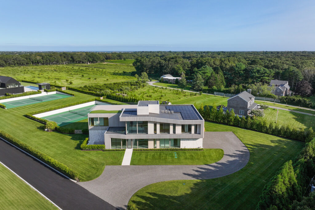 392 Seven Ponds Towd Road, Water Mill, NY